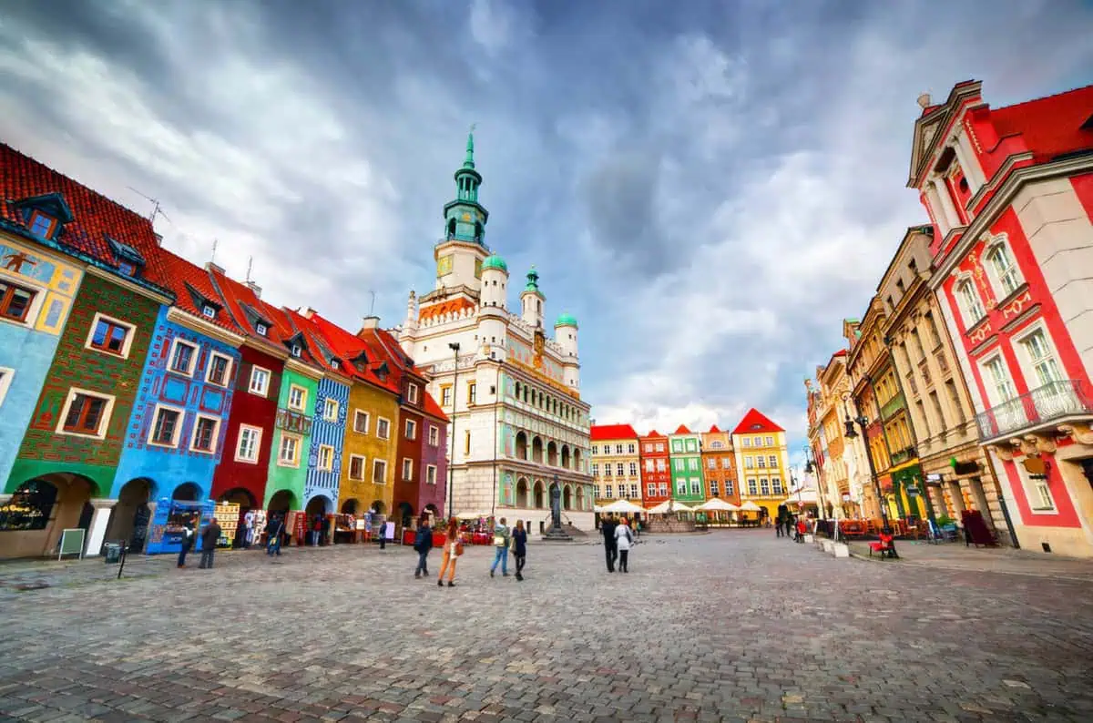 Firmy Rekrutacyjne Poznań: Lista 5 Najlepszych