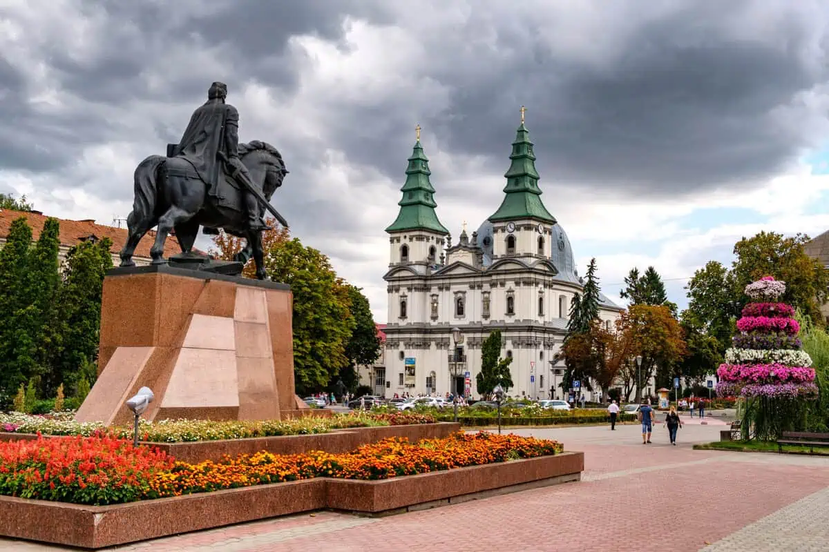 Top 5 IT Recruitment Agencies in Ternopil, Ukraine