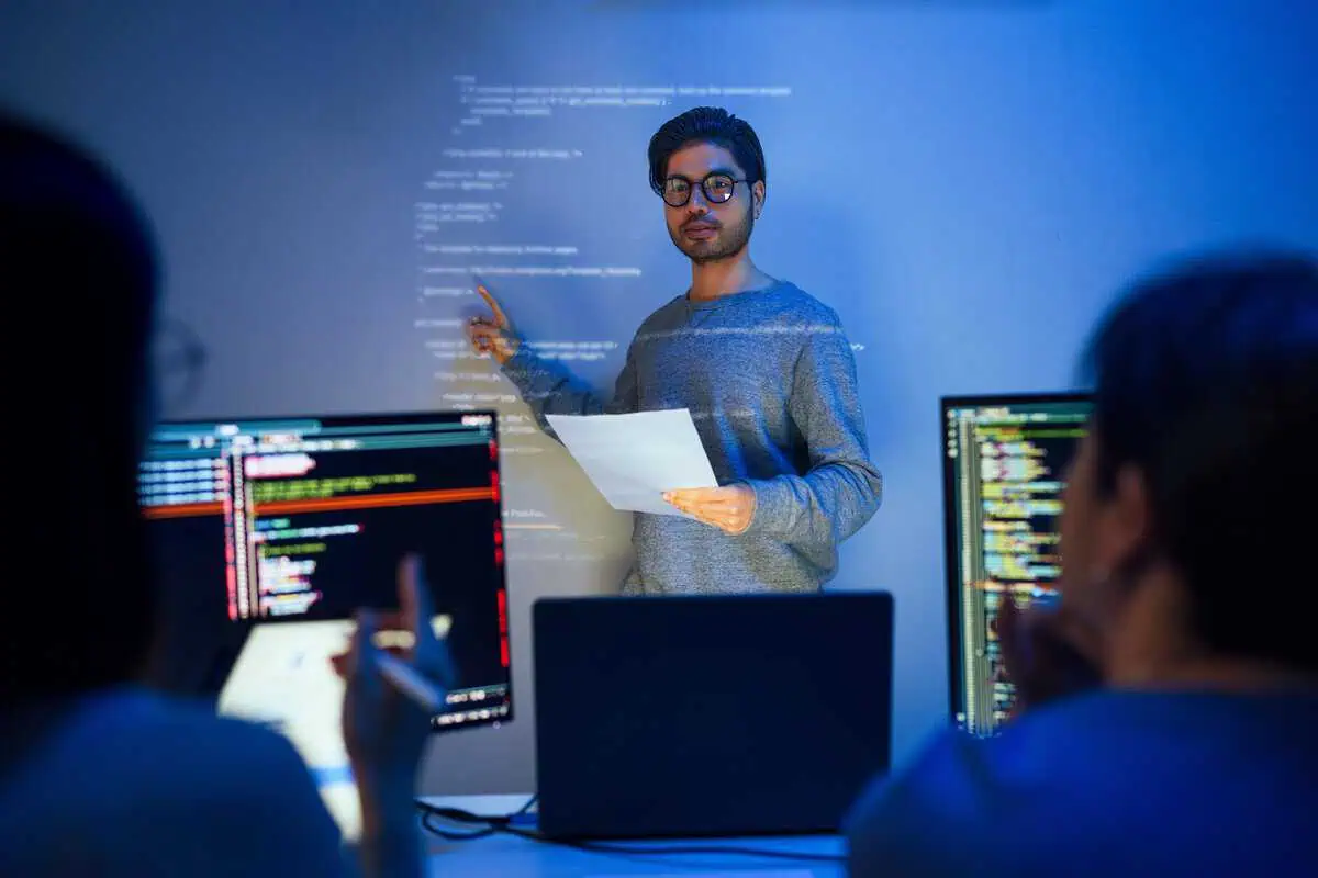 Staff Engineer Job Description