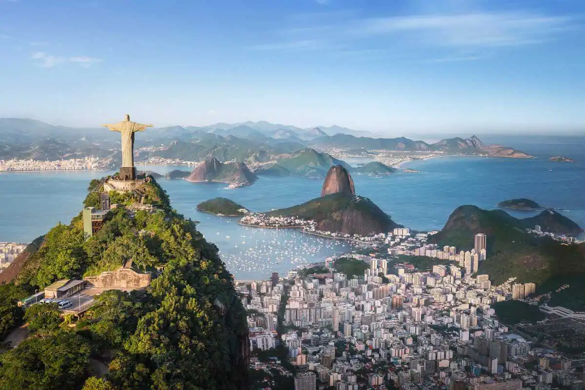Average Salary in Brazil: Comprehensive Report 2025