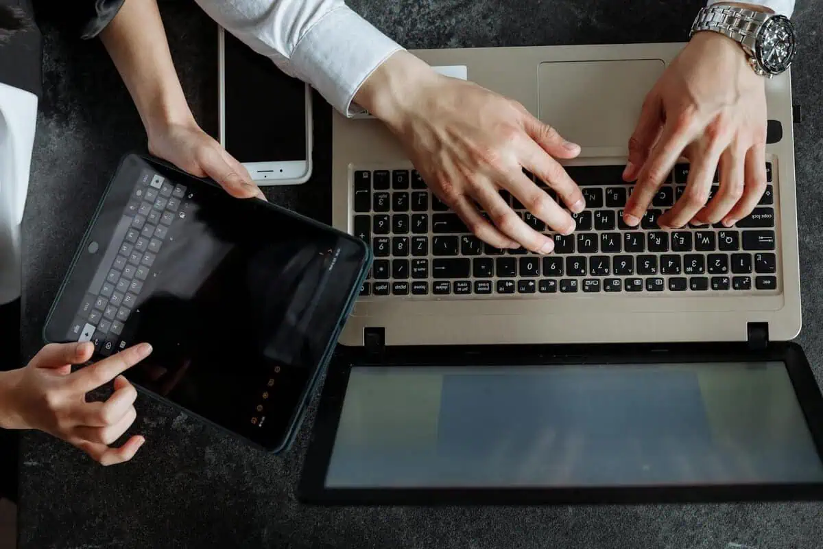 Hire Data Engineers: Top 12 Agencies & Sites