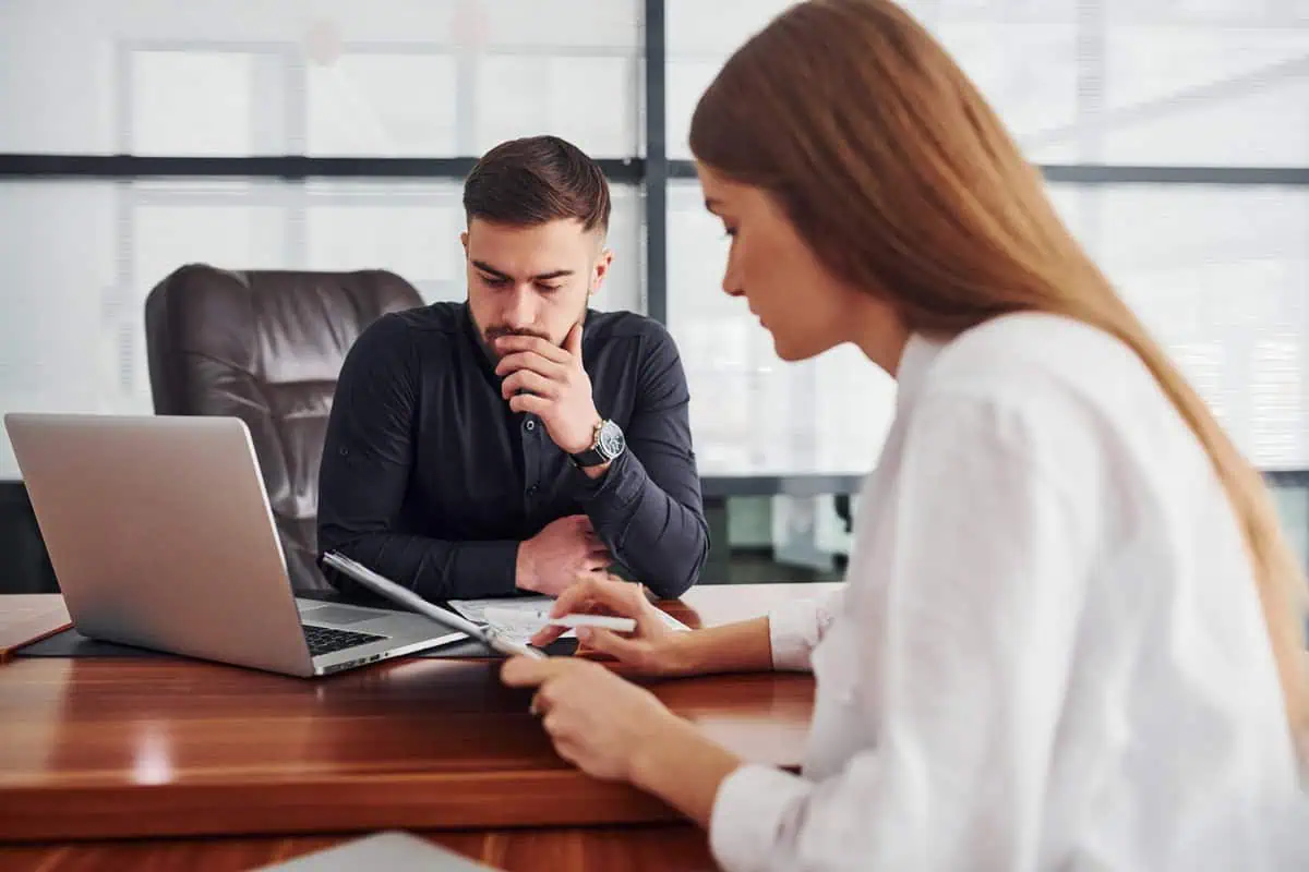 Do Contractors Get Severance Pay: Explanation and Overview