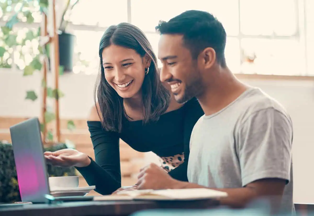 Colombian Recruiter Job Description Template
