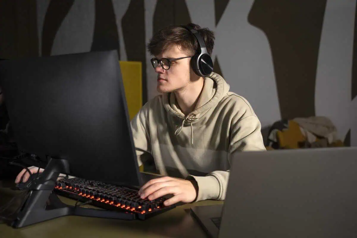 Gaming Recruiter Job Description Template