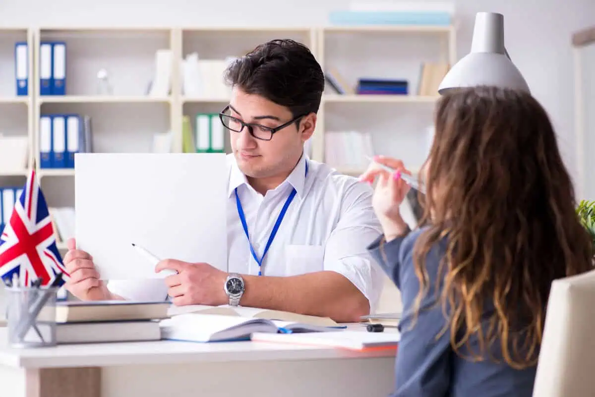London-based Recruiter Job Description Template