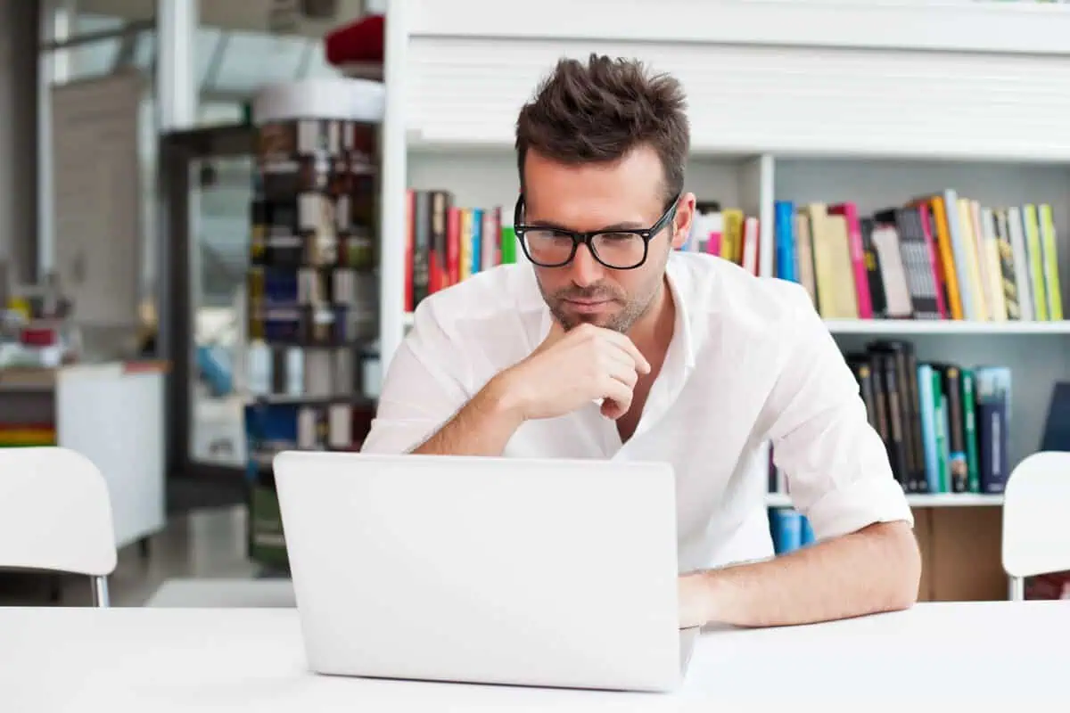 Virtual Reality Recruiter Job Description working
