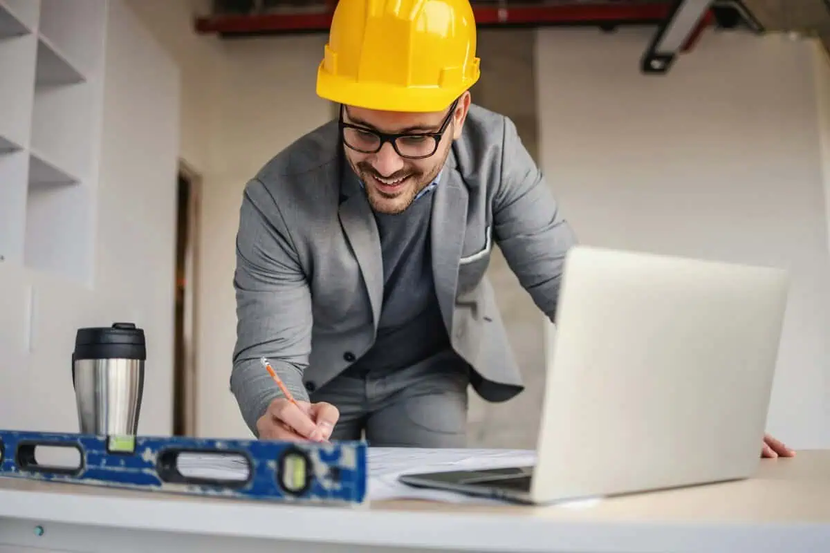 10 Use Cases of IT Services for Construction Industry