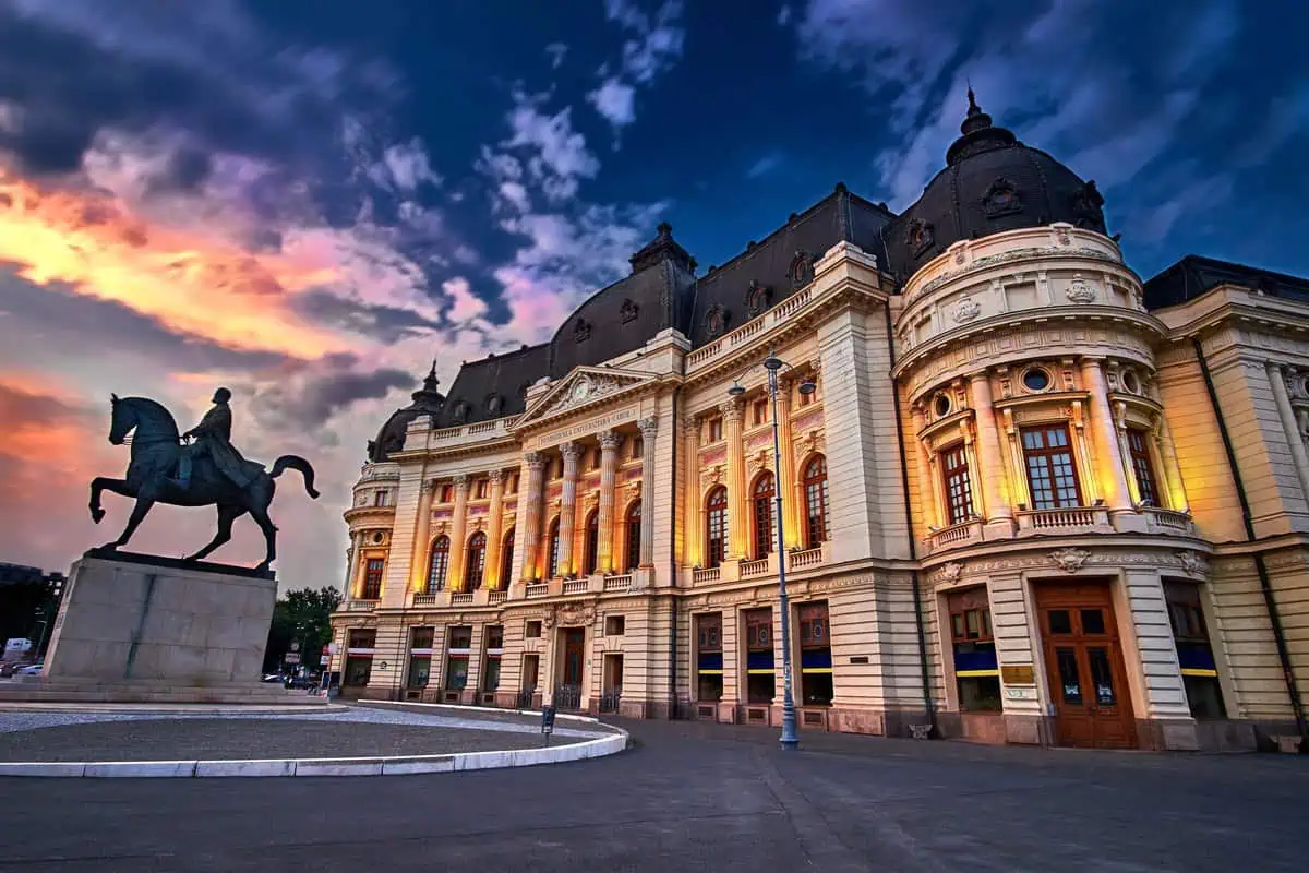 Outsourcing to Romania: Overview & Market Report for 2025