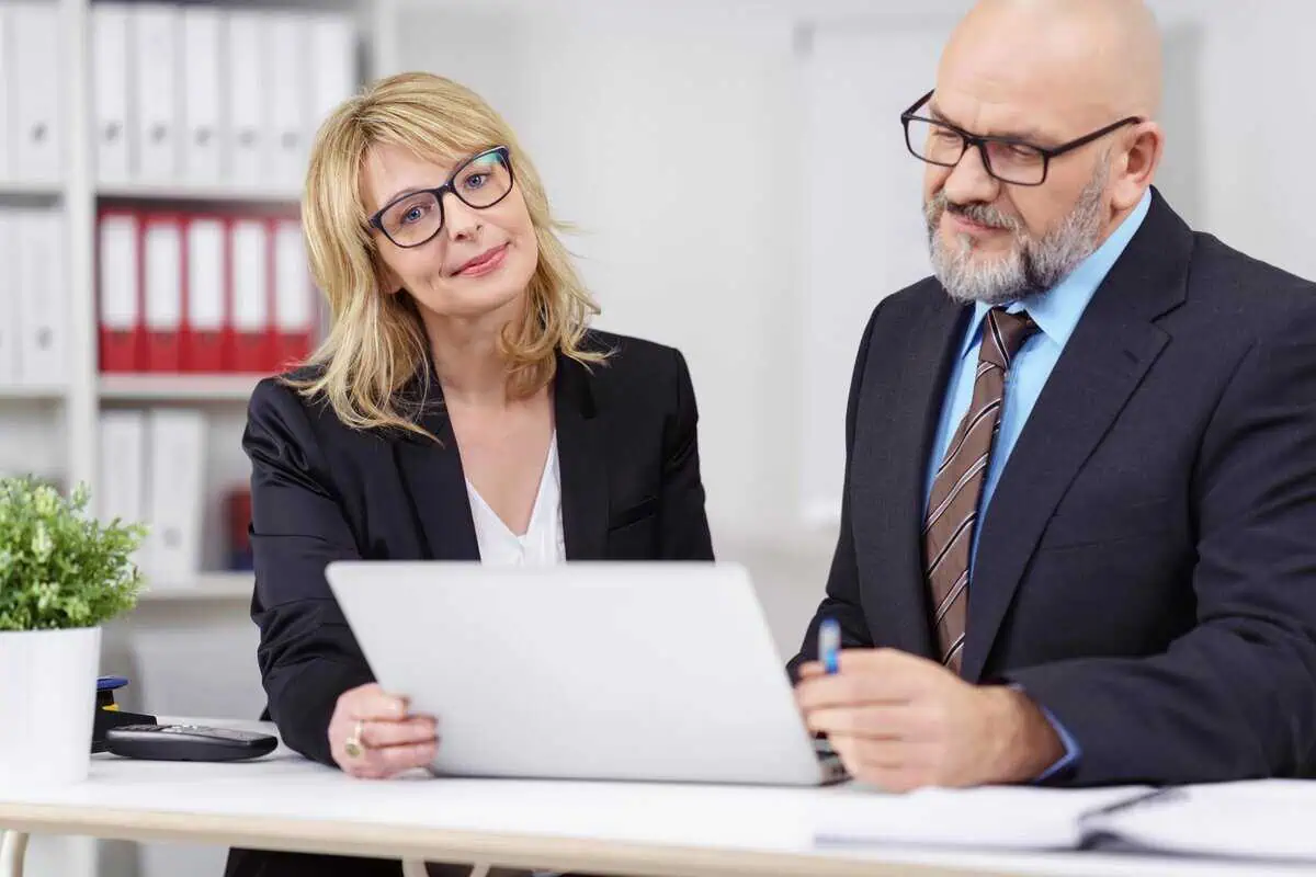 Senior HR Generalist Job Description Template