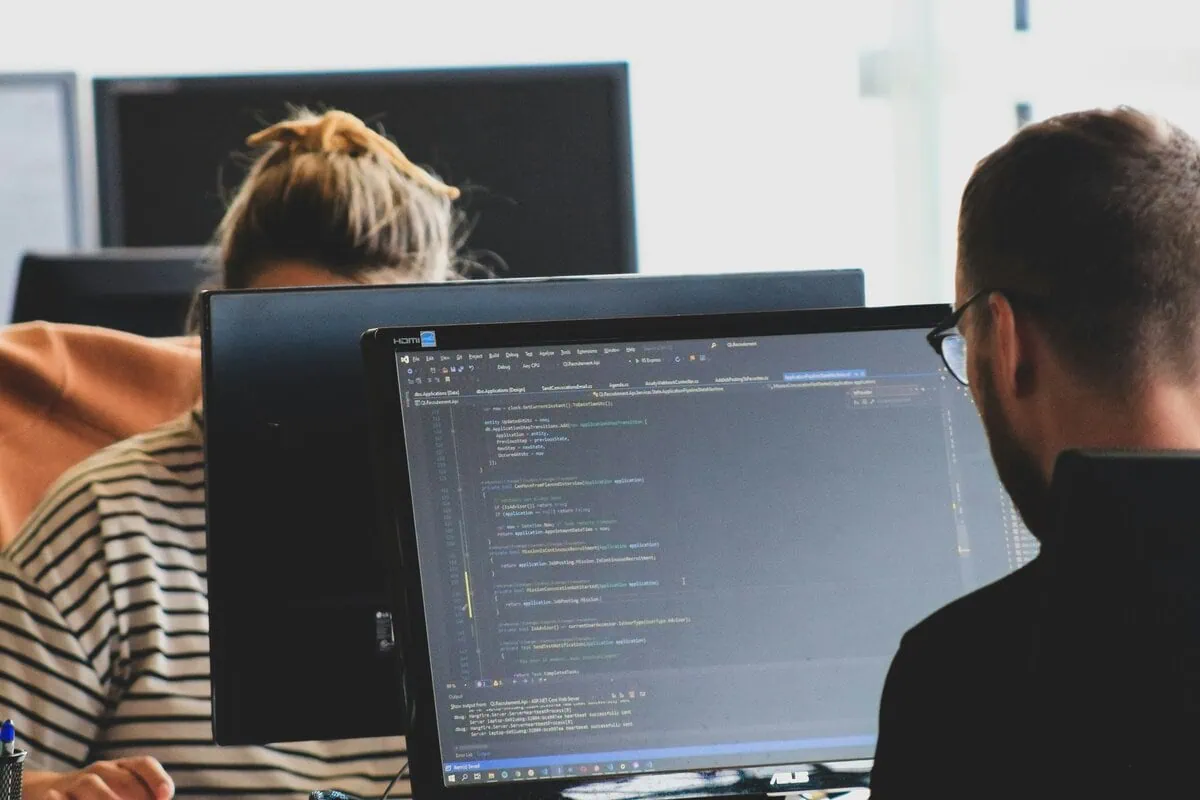 Hire QA Engineers: Top 8 Agencies & Strategies