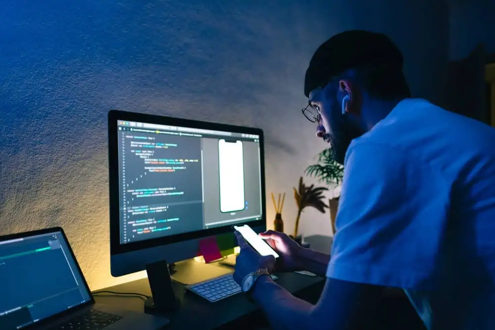 Hire Flutter Developers: 15 Top Sites & Agencies