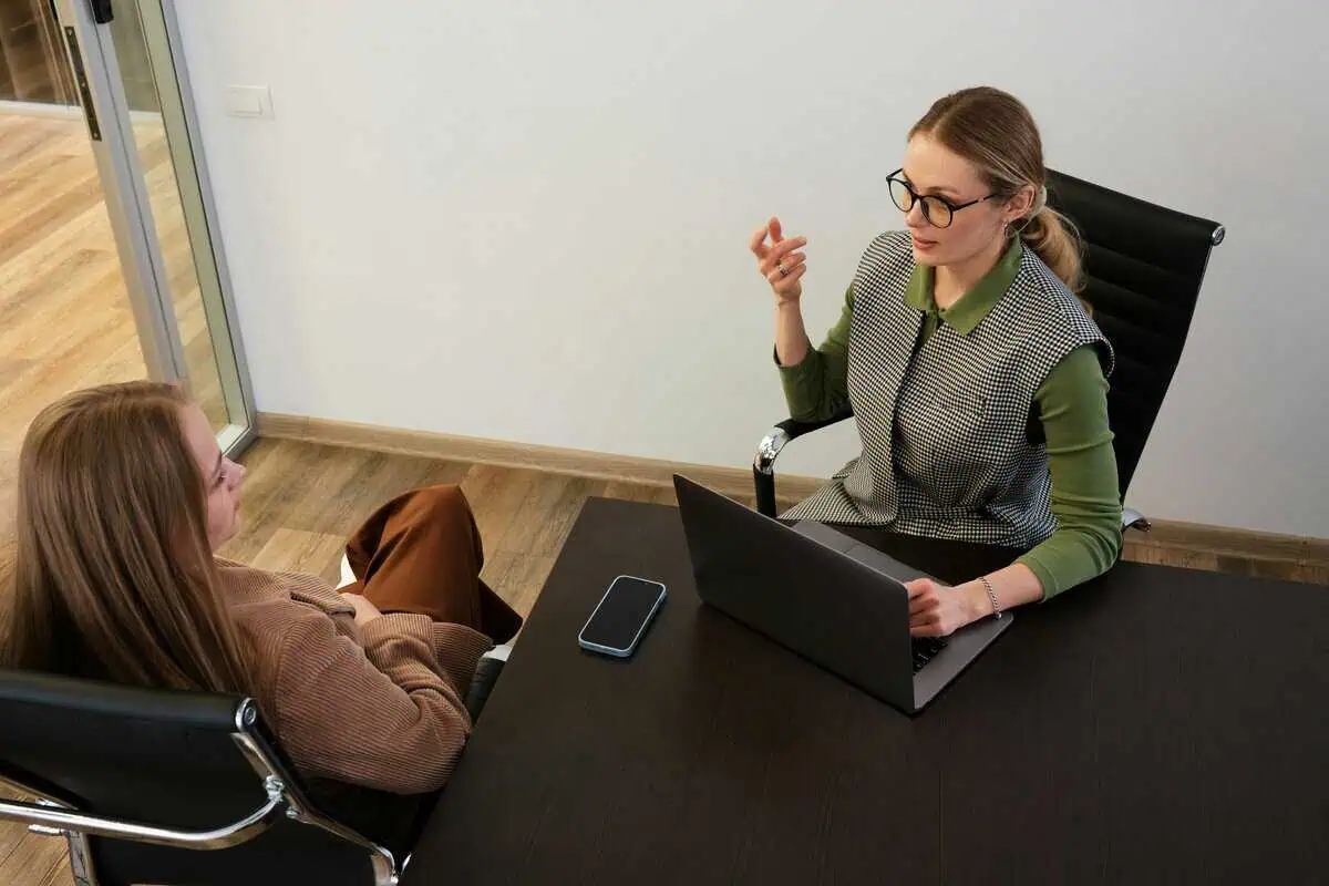 HR Outsourcing for Startups & Small Business: Top 7 Firms