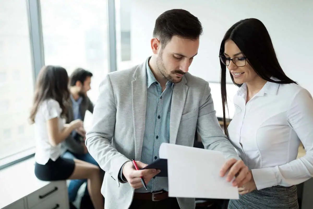 HR Compliance Checklist from HR experts: Top Insights