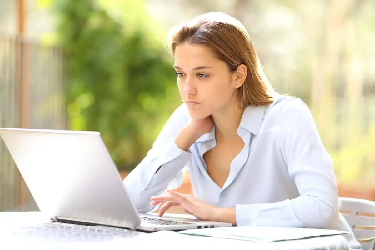 AI Recommendation Letter Generator: Top 6 Tools