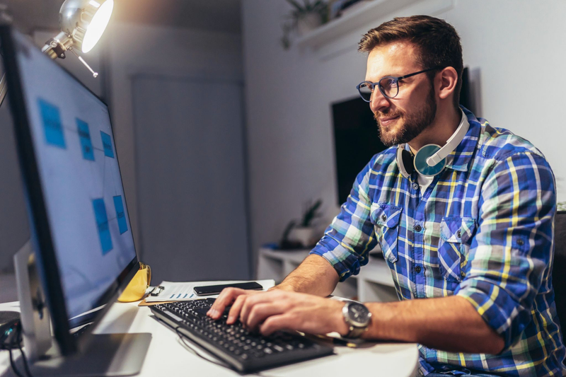 Hire an AI Agent Developer: Our Experience